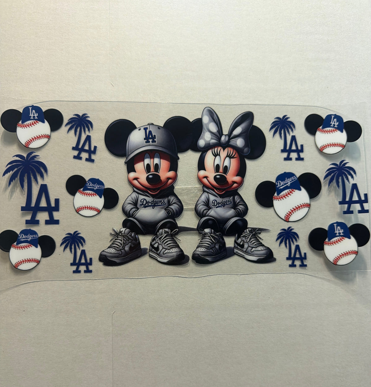 #1143 Mickey & Minnie LA